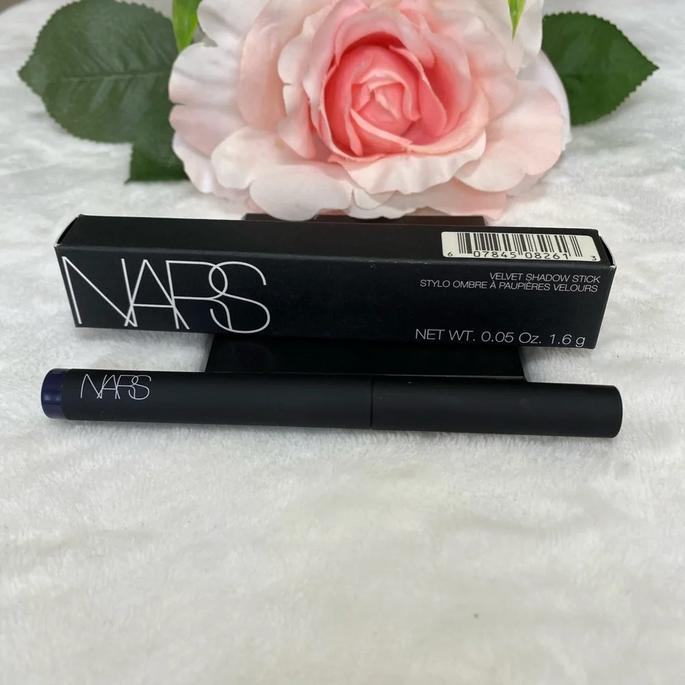 Nars Velvet Shadow Stick Glenan 8261 New